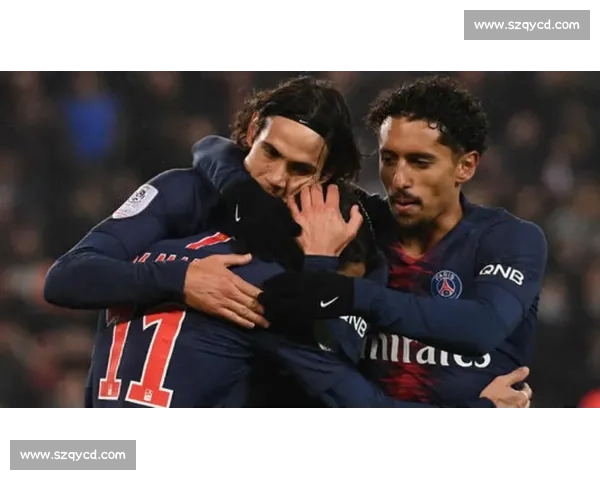 暴扣如雷!阿门・汤普森野球场碾压级统治力震撼全场 暴扣如雷!阿门・汤普森野球场碾压级统治力震撼全场