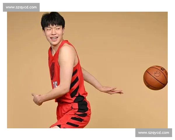 杨瀚森试训征服开拓者 主帅盛赞全场最佳 扣篮王之子无奈称难以招架 杨瀚森试训征服开拓者 主帅盛赞全场最佳 扣篮王之子无奈称难以招架